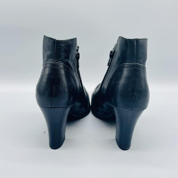 Born Boots Womens 8 Black Leather Ankle Booties Heeled Round Toe Zip Comfort - Picture 6 of 11